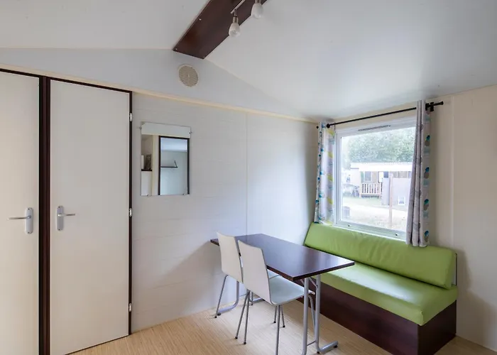 Village Passion Les Bris Aldeamento Turístico 3*