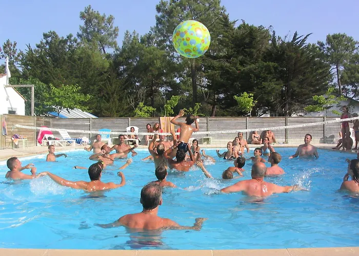 Village Passion Les Bris 3*